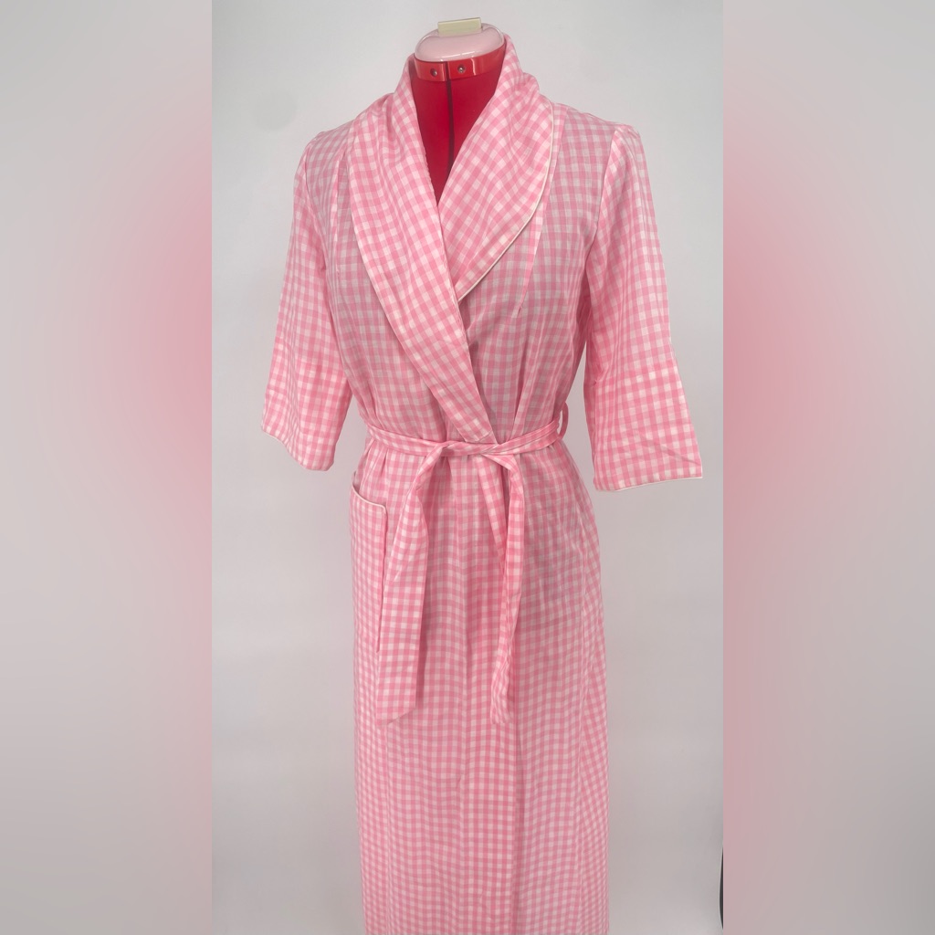 1960s Barsarobe Junior Pink & White Gingham Long Cotton / Poly Blend Robe